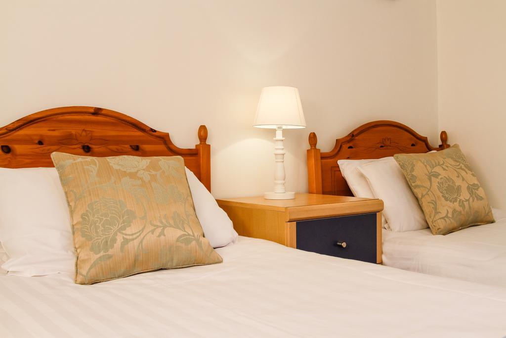 Alabare Guesthouse Солсбъри Екстериор снимка