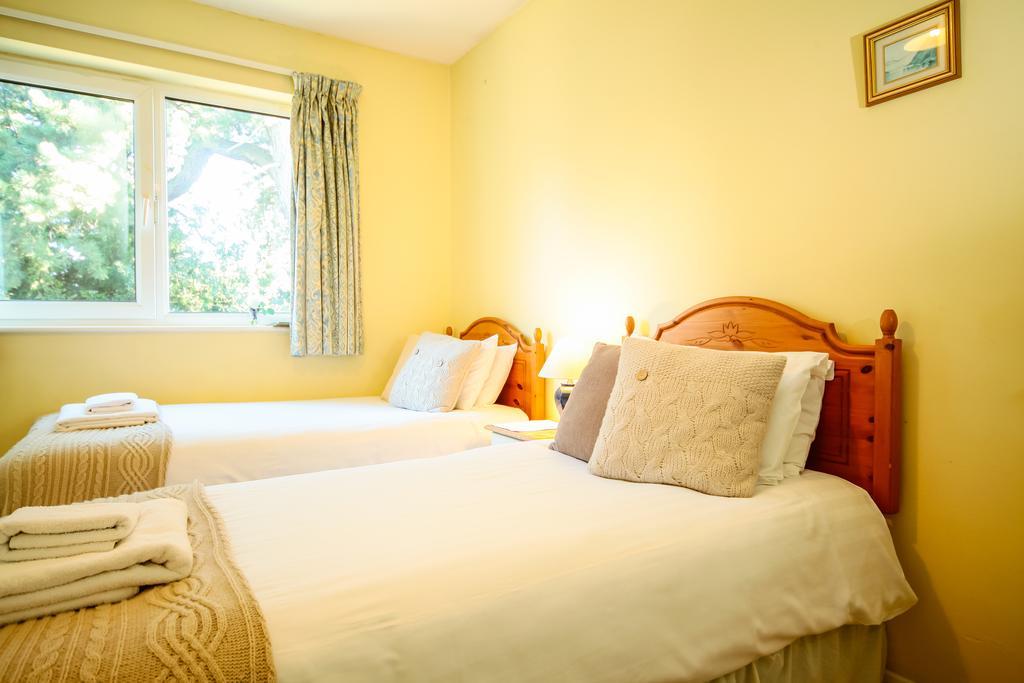 Alabare Guesthouse Солсбъри Екстериор снимка