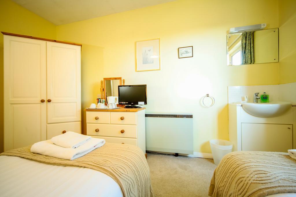 Alabare Guesthouse Солсбъри Екстериор снимка