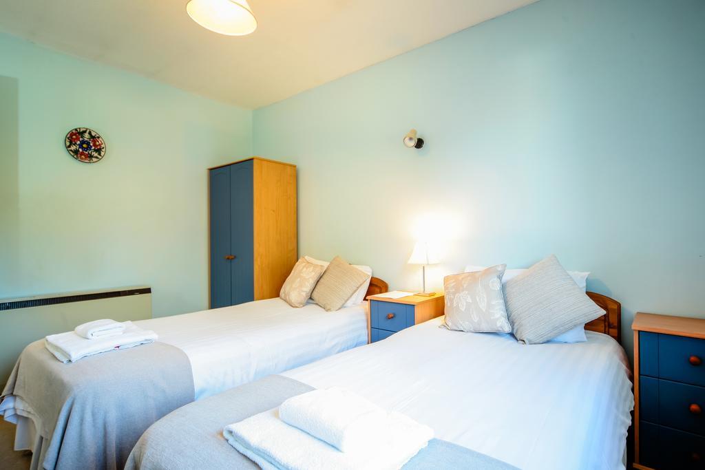 Alabare Guesthouse Солсбъри Екстериор снимка