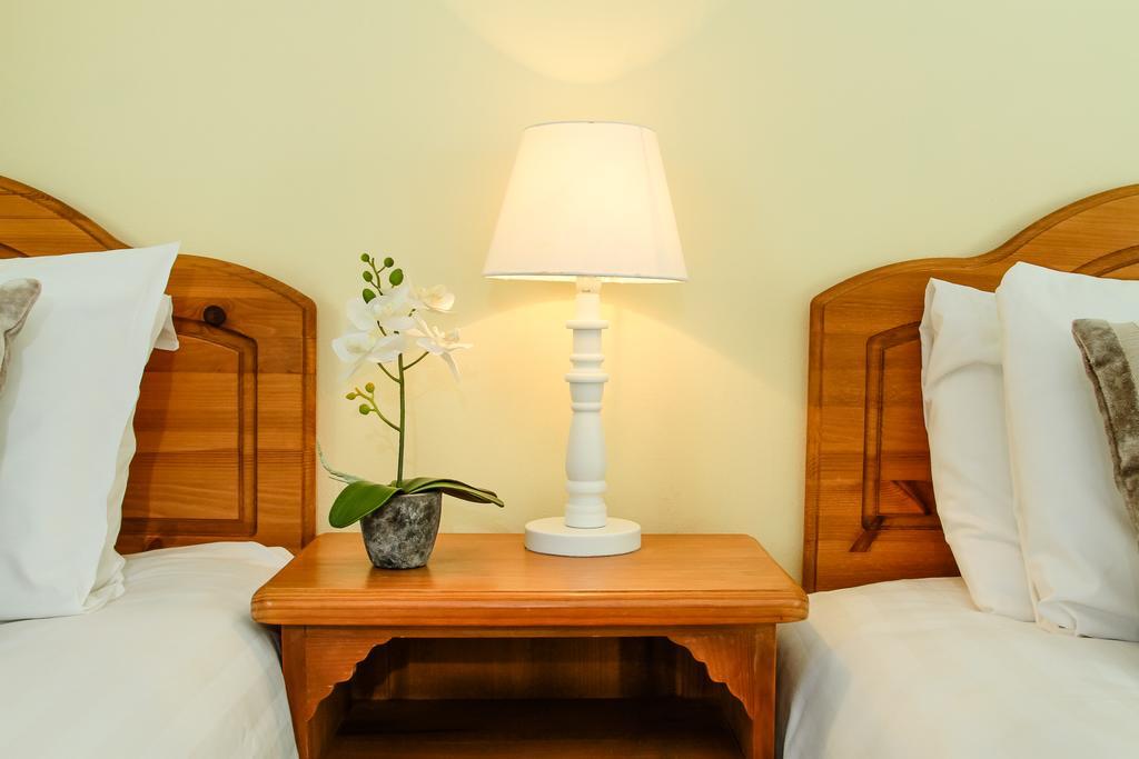 Alabare Guesthouse Солсбъри Стая снимка