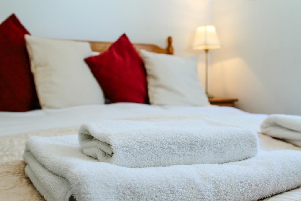 Alabare Guesthouse Солсбъри Стая снимка