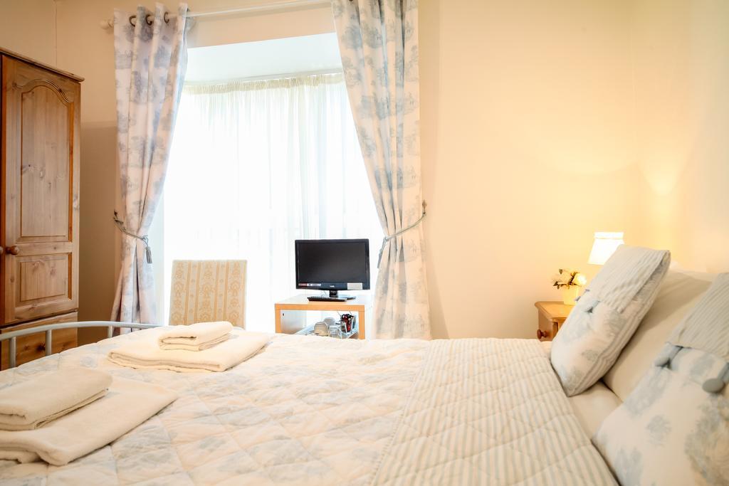 Alabare Guesthouse Солсбъри Стая снимка
