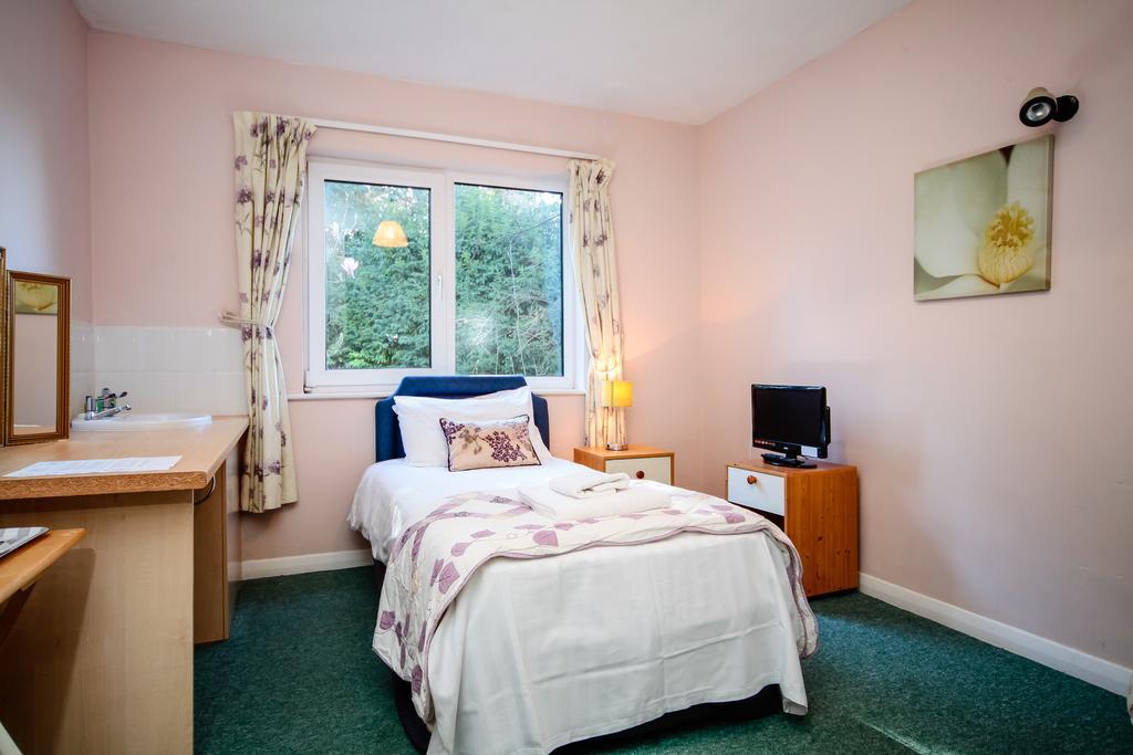 Alabare Guesthouse Солсбъри Стая снимка