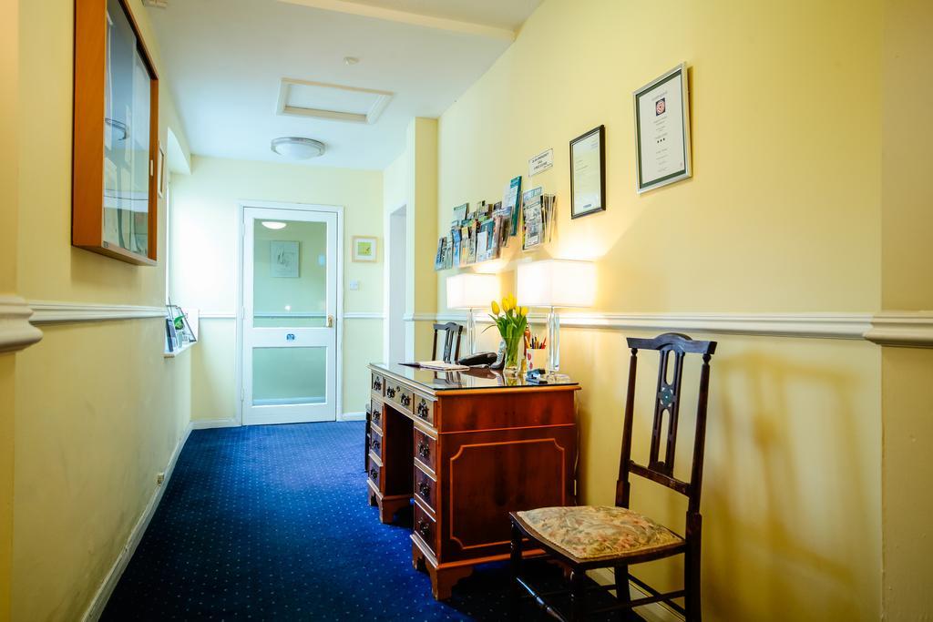 Alabare Guesthouse Солсбъри Екстериор снимка